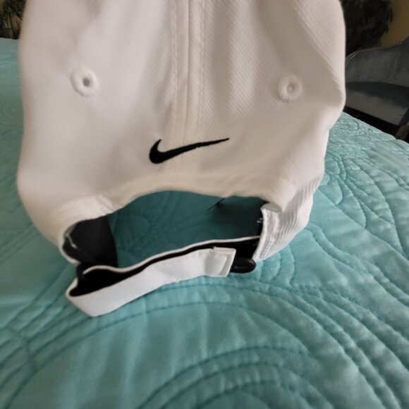 NEW Nike Dri-FIT Legacy91 Golf Hat - Picture 3 of 5